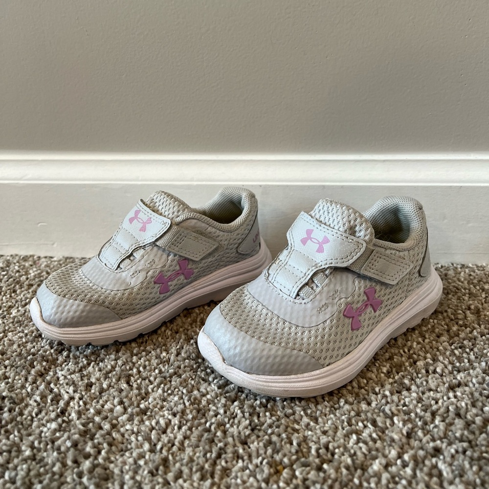 Under Armour Toddler Shoes Size 6 Grey Purple